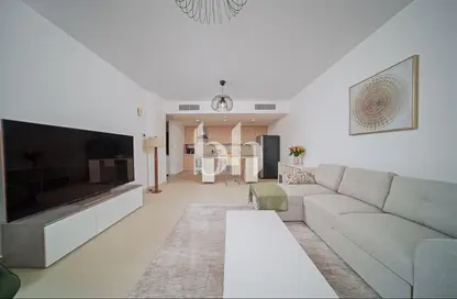 شقة - غرفة نوم - 1 حمام للبيع في A - الزينة - شاطئ الراحة - أبوظبي