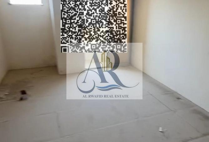 83220979 - Property Image 3