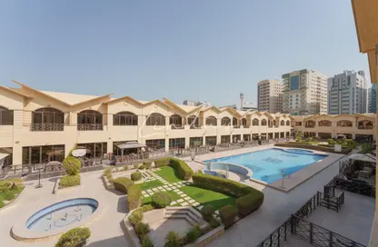 Villa - 4 Bedrooms - 5 Bathrooms for rent in Al Barsha 1 Villas - Al Barsha 1 - Al Barsha - Dubai Villa - 4 Bedrooms - 5 Bathrooms for rent in Al Barsha 1 Villas - Al Barsha 1 - Al Barsha - Dubai