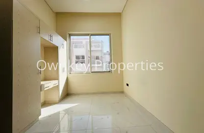 Apartment - 1 Bedroom - 2 Bathrooms for rent in Muna Karama Building - Al Karama - Dubai