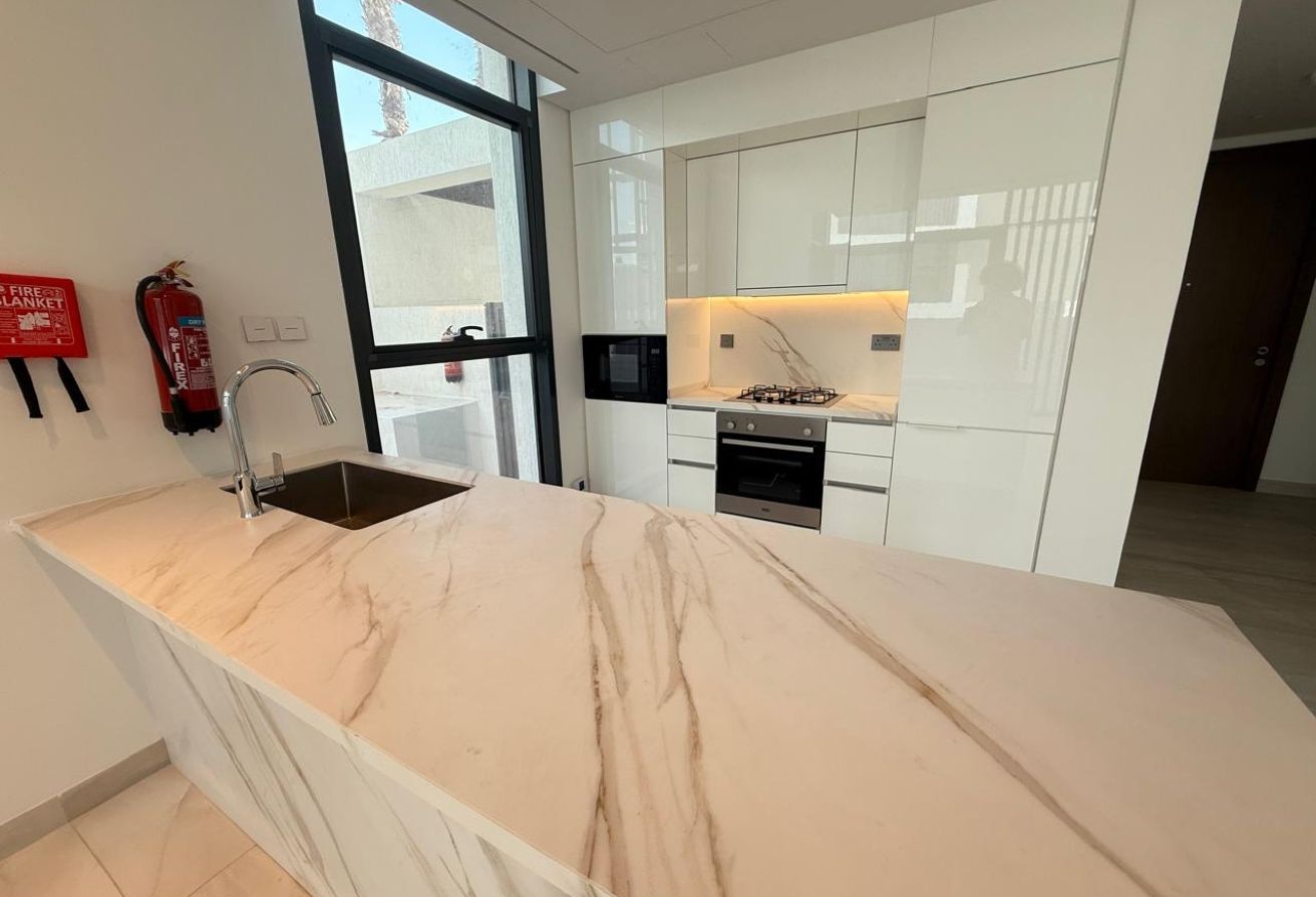 Dana Bay 2BR villa Near to the wynn Casino