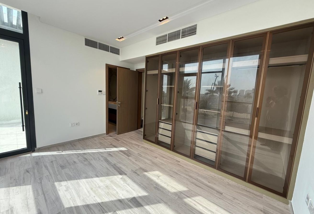 Dana Bay 2BR villa Near to the wynn Casino