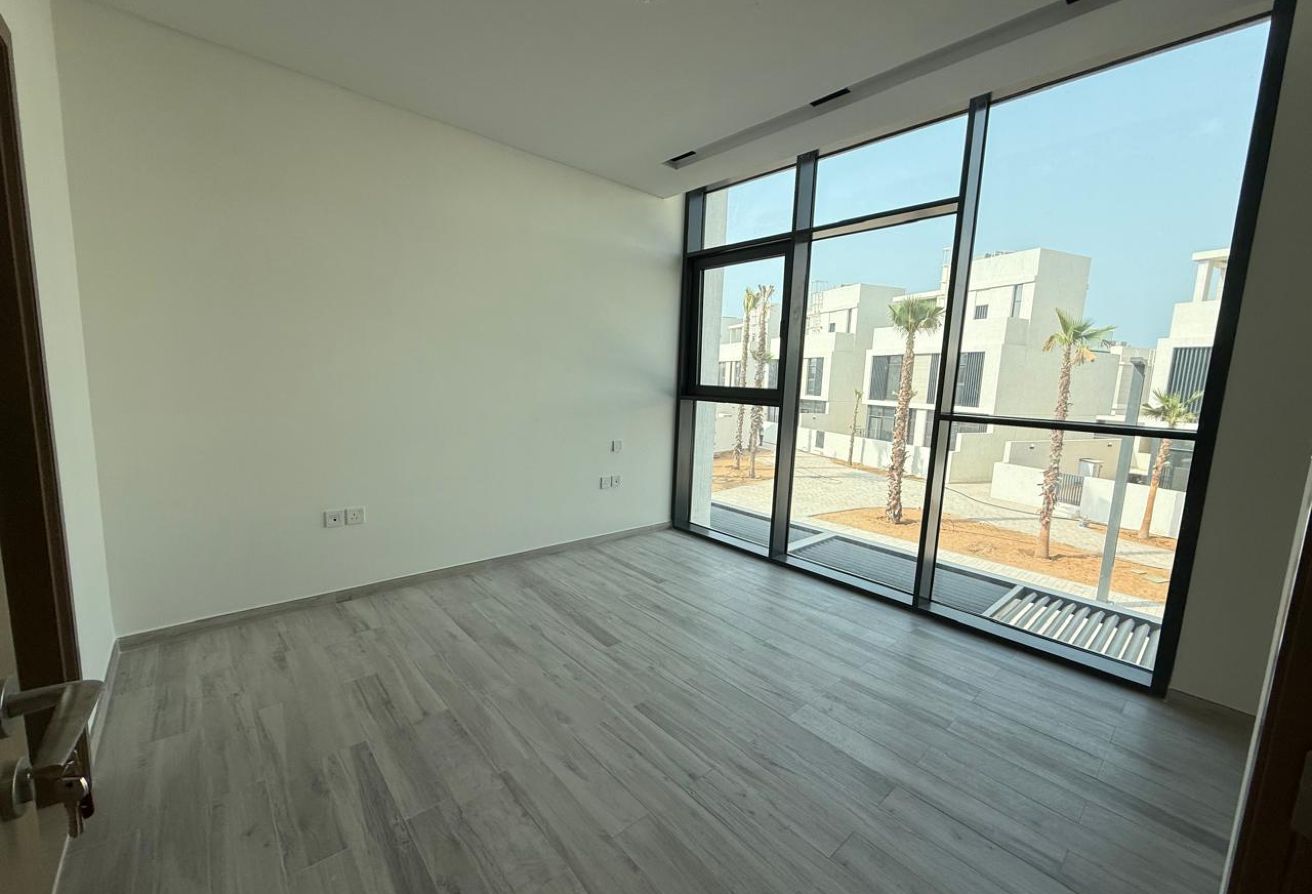 Dana Bay 2BR villa Near to the wynn Casino