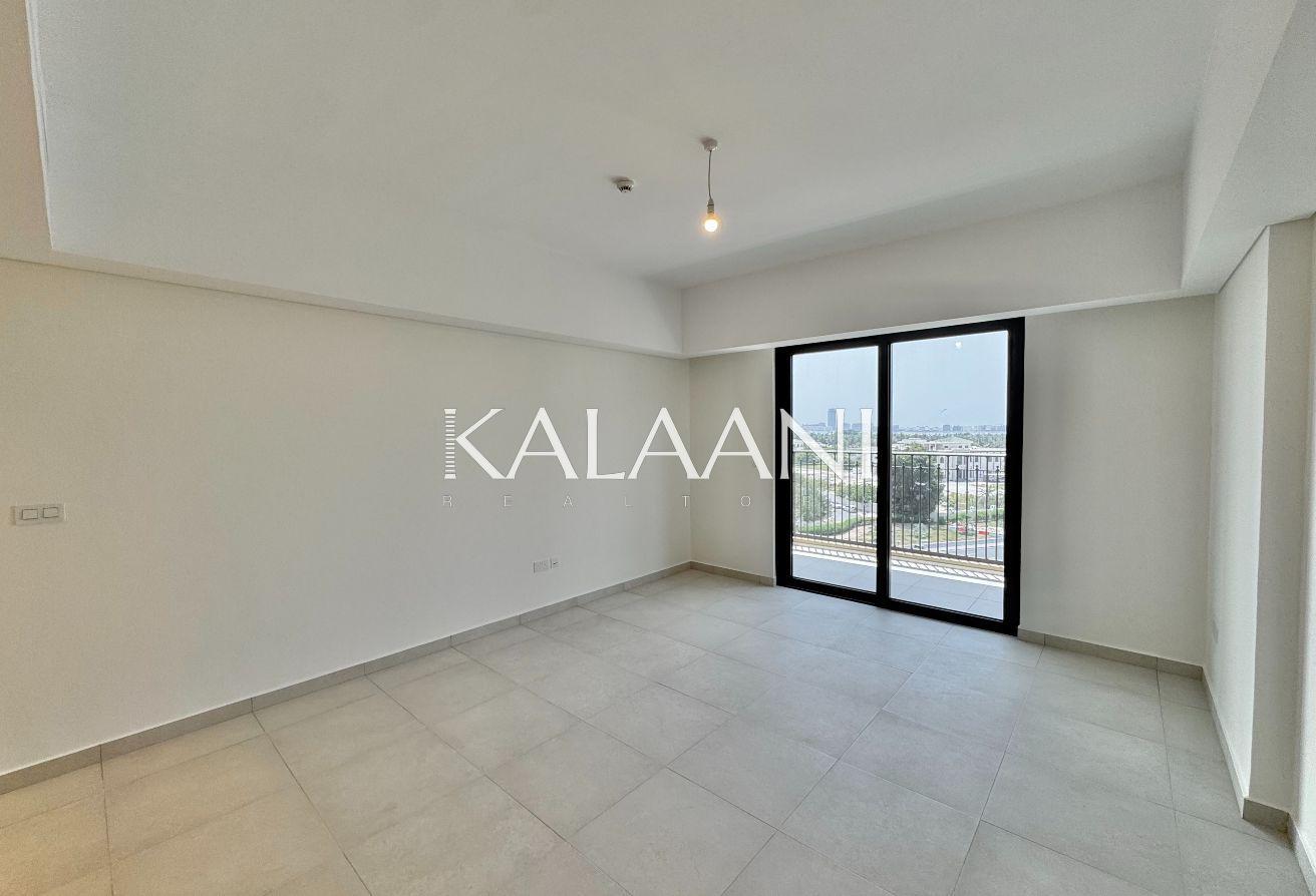 SKYLINE VIEW | SPACIOUS LAYOUT | BRAND NEW photo 12