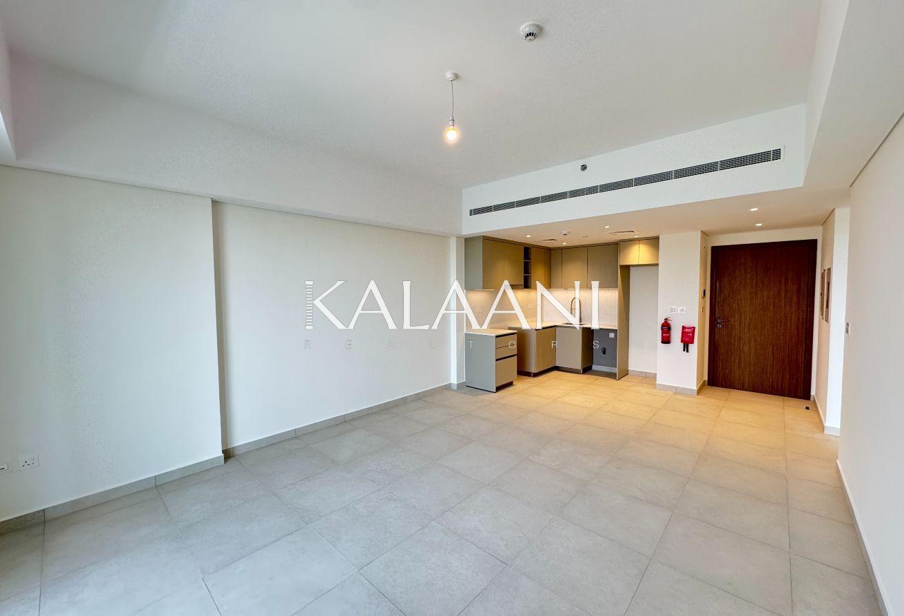 SKYLINE VIEW | SPACIOUS LAYOUT | BRAND NEW photo 11