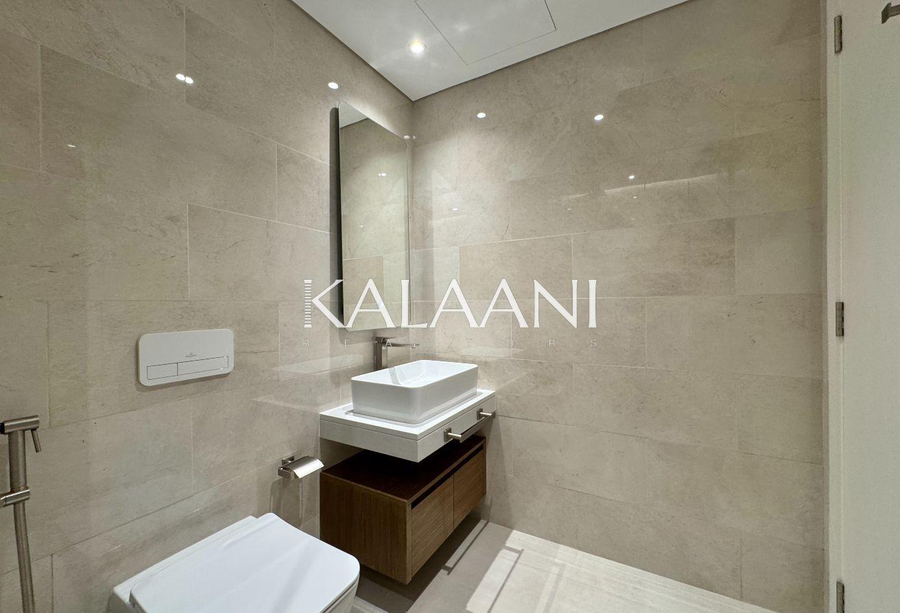 SKYLINE VIEW | SPACIOUS LAYOUT | BRAND NEW photo 10