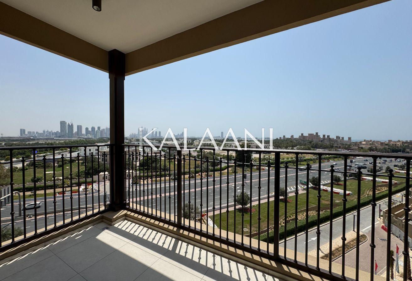 SKYLINE VIEW | SPACIOUS LAYOUT | BRAND NEW photo 3