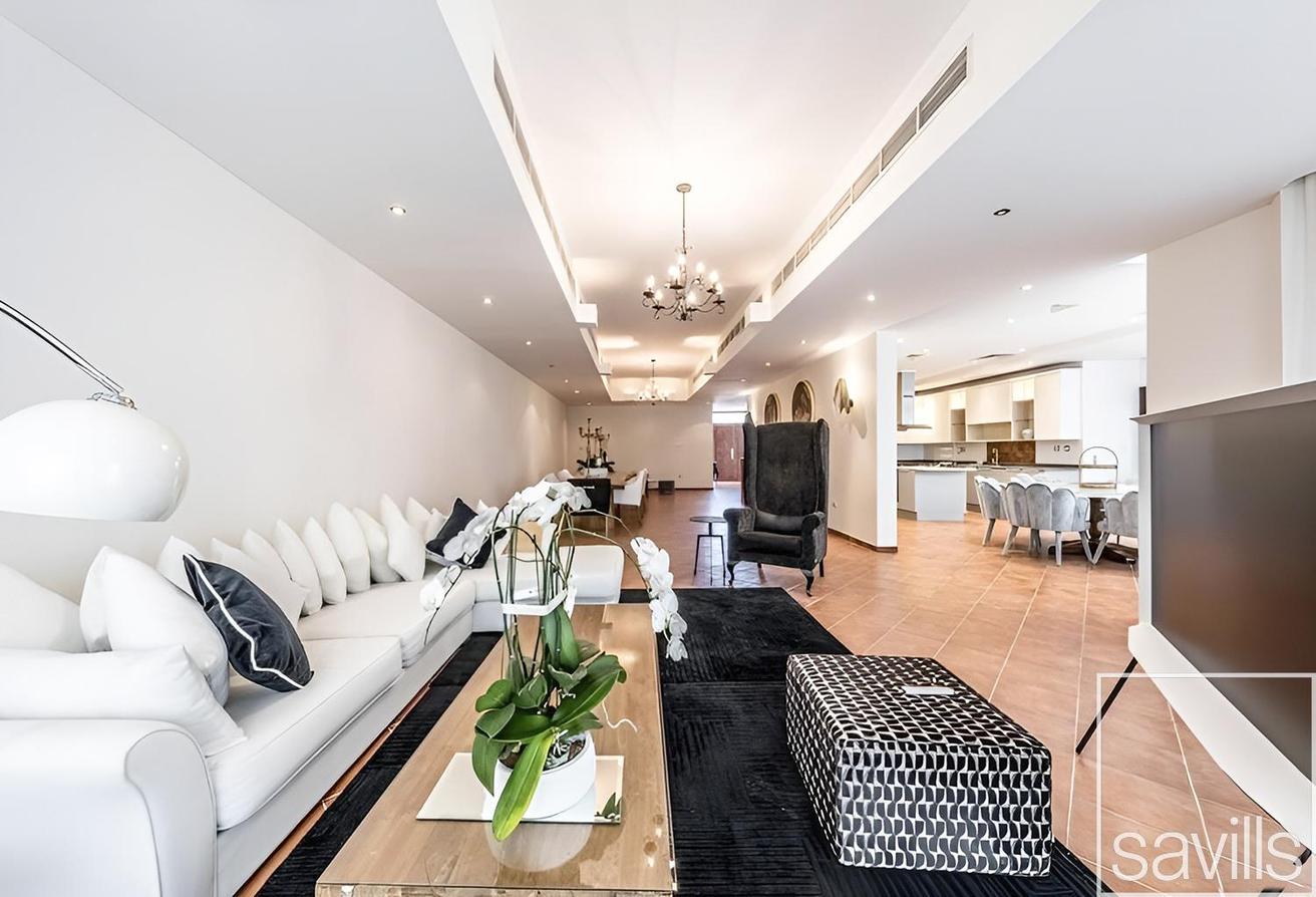 Fully Furnished | Vacant in June | Upgraded villa photo 5
