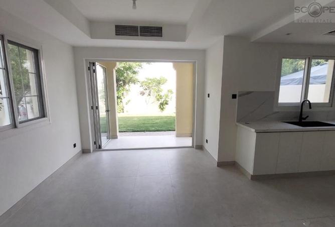 104692170 - Property Image 2