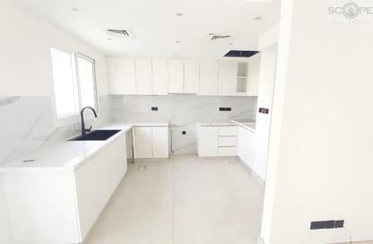 Villa - 2 Bedrooms - 3 Bathrooms for rent in Springs 12 - The Springs - Dubai