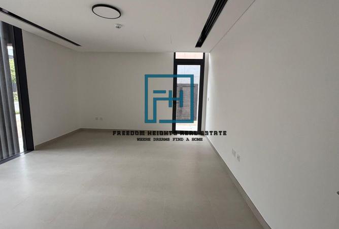 75025819 - Property Image 2