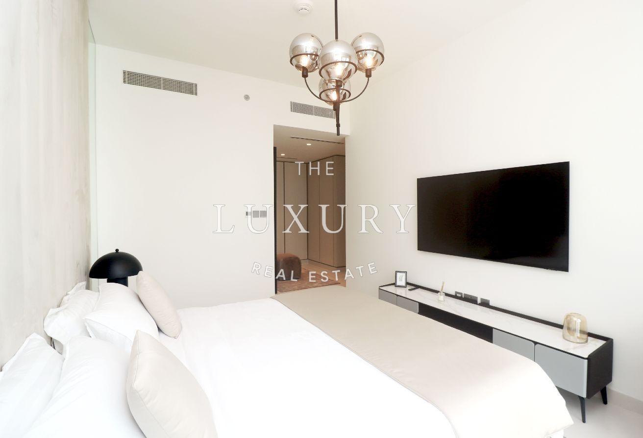 PANORAMIC SEA VIEW | UPGRADED | FULLY FURNISHED photo 10