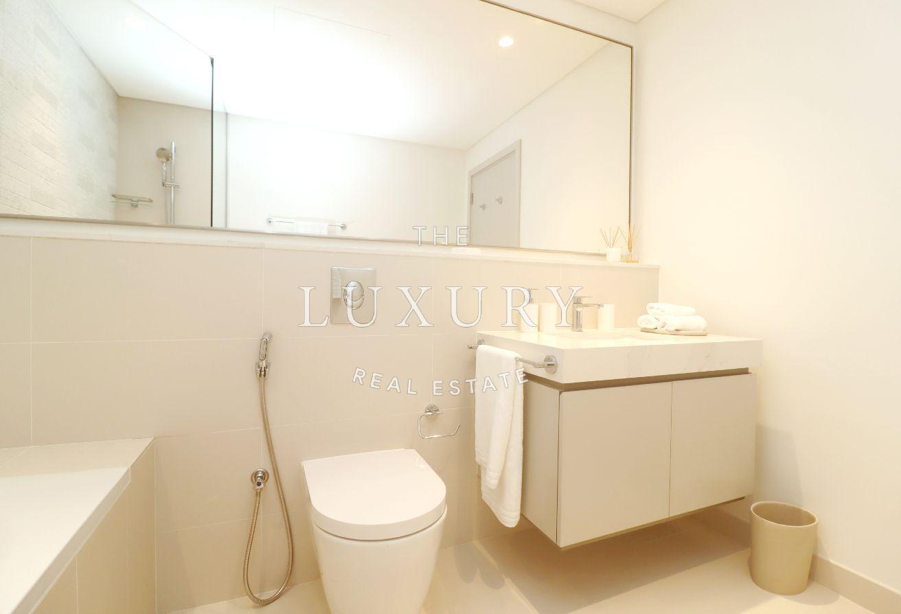 PANORAMIC SEA VIEW | UPGRADED | FULLY FURNISHED photo 16