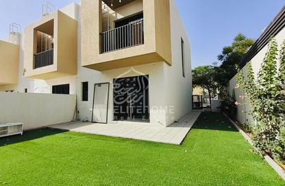 Townhouse - 2 Bedrooms - 4 Bathrooms for sale in Nasma Residence - Al Tai - Sharjah