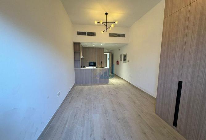 74240596 - Property Image 2