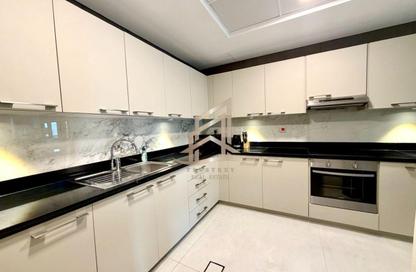 Apartment - 1 - 2 for rent in Cayan Tower - Dubai Marina - Dubai