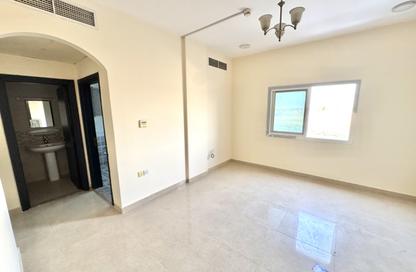 Apartment - 1 - 2 for rent in Muwailih Building - Muwaileh - Sharjah