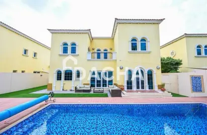 Villa - 3 Bedrooms - 4 Bathrooms for sale in District 8 - Jumeirah Park - Dubai