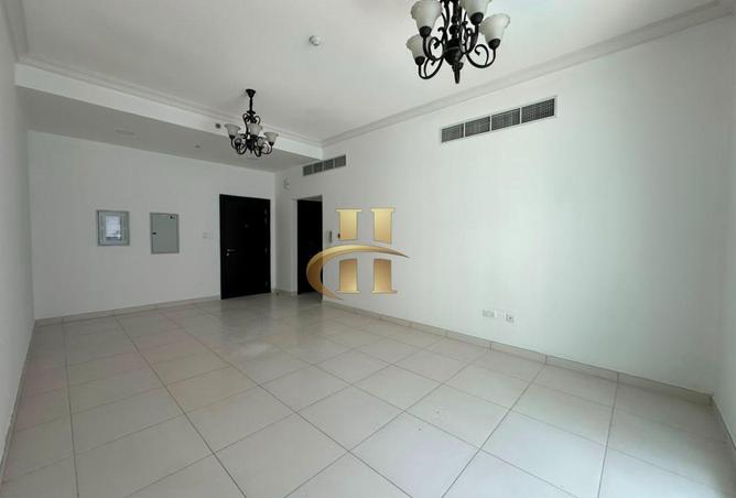 120163230 - Property Image 3