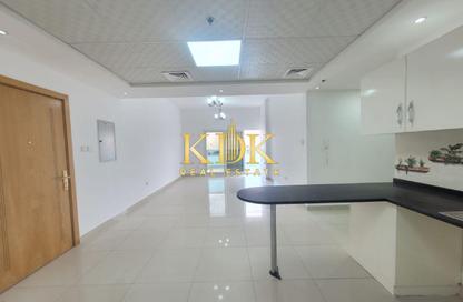 Apartment - 2 Bedrooms - 3 Bathrooms for rent in Park View Residence - District 12 - Jumeirah Village Circle - Dubai