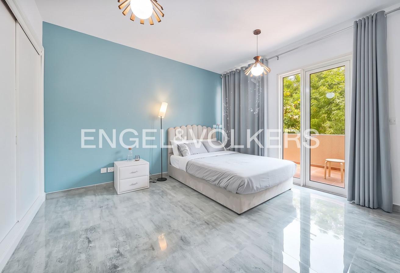 Fully Upgraded | Pool | Landscaped | Rare photo 8