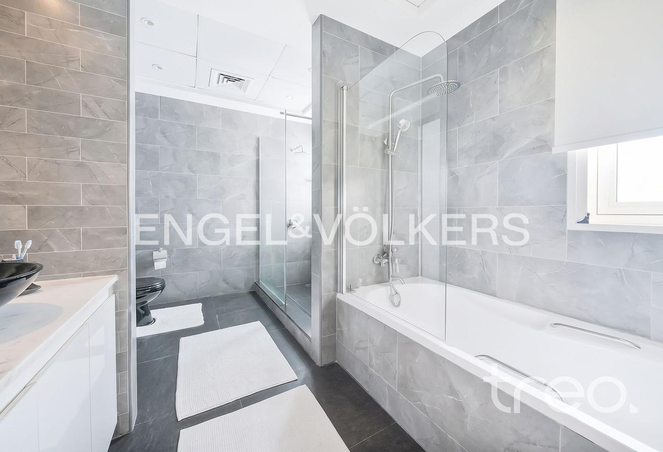 Fully Upgraded | Pool | Landscaped | Rare photo 10