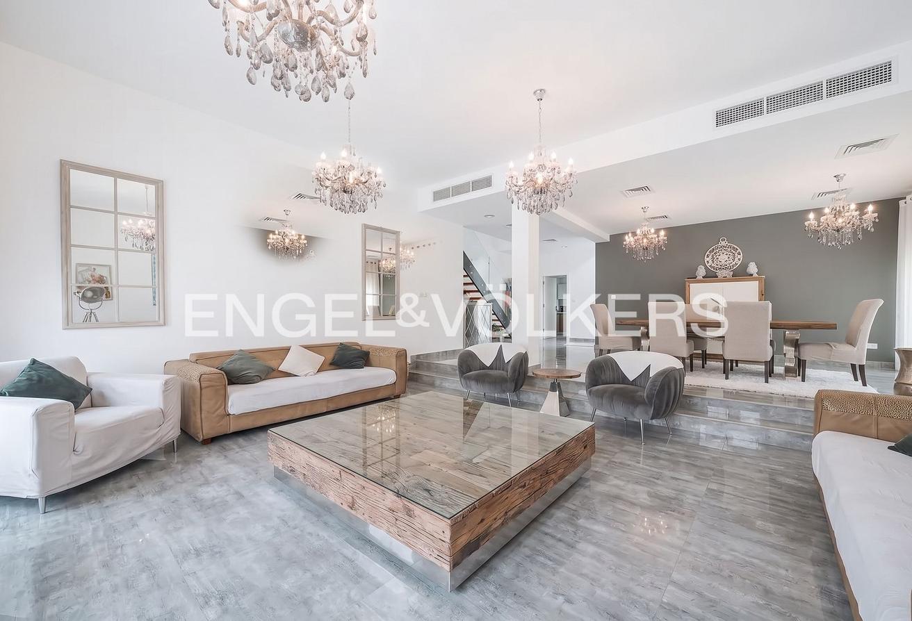 Fully Upgraded | Pool | Landscaped | Rare photo 5