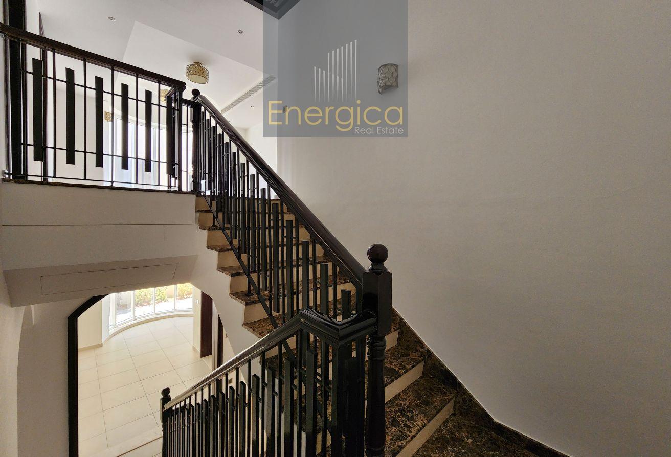Modern 5BR V | Shared Pool | Gym | Private Garden photo 11