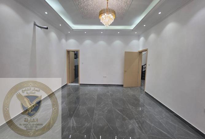 114168303 - Property Image 3