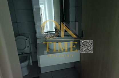 Apartment - 2 Bedrooms - 2 Bathrooms for rent in Cornish Tower - Al Rumaila - Ajman