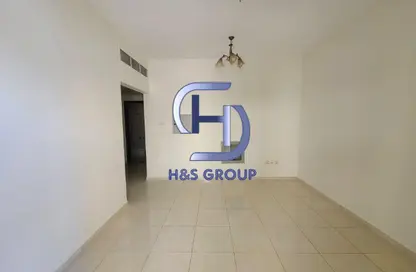 شقة - غرفة نوم - 1 حمام للايجار في الثاني مويلح - تجارية مويلح - الشارقة