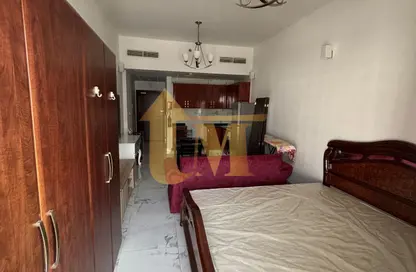 Apartment - Studio - 1 Bathroom for rent in Armitage Building - China Cluster - International City - Dubai