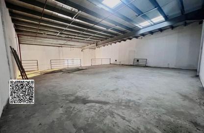 Warehouse - Studio - 7+ for rent in Umm Al Thuoob - Umm Al Quwain