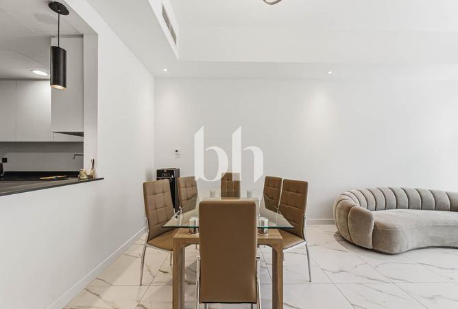 4-bed townhouse in Viridian at the Fields · Vacant on transfer · Furnished — photo 4