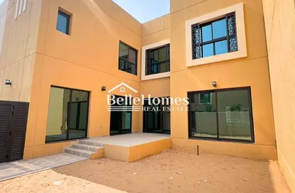 تاون هاوس - 4 غرف نوم - 5 حمامات للبيع في مدينة الشارقة المستدامة - الشارقة