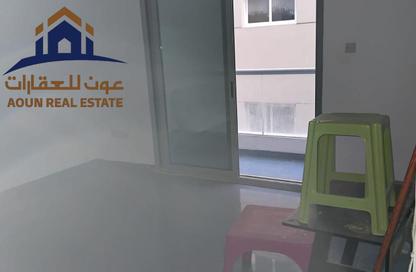 Apartment - 3 Bedrooms - 3 Bathrooms for rent in Al Qulaya'ah - Al Sharq - Sharjah