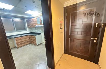 Apartment - 1 Bedroom - 2 Bathrooms for rent in Hessa Home Building - Oud Metha - Bur Dubai - Dubai