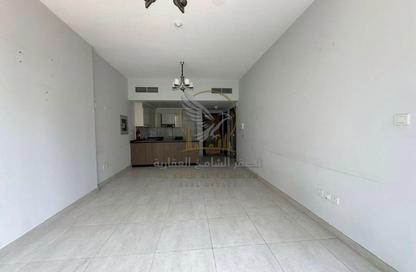 Apartment - 1 - 2 for rent in Al Mamzar - Al Mamzar - Sharjah - Sharjah