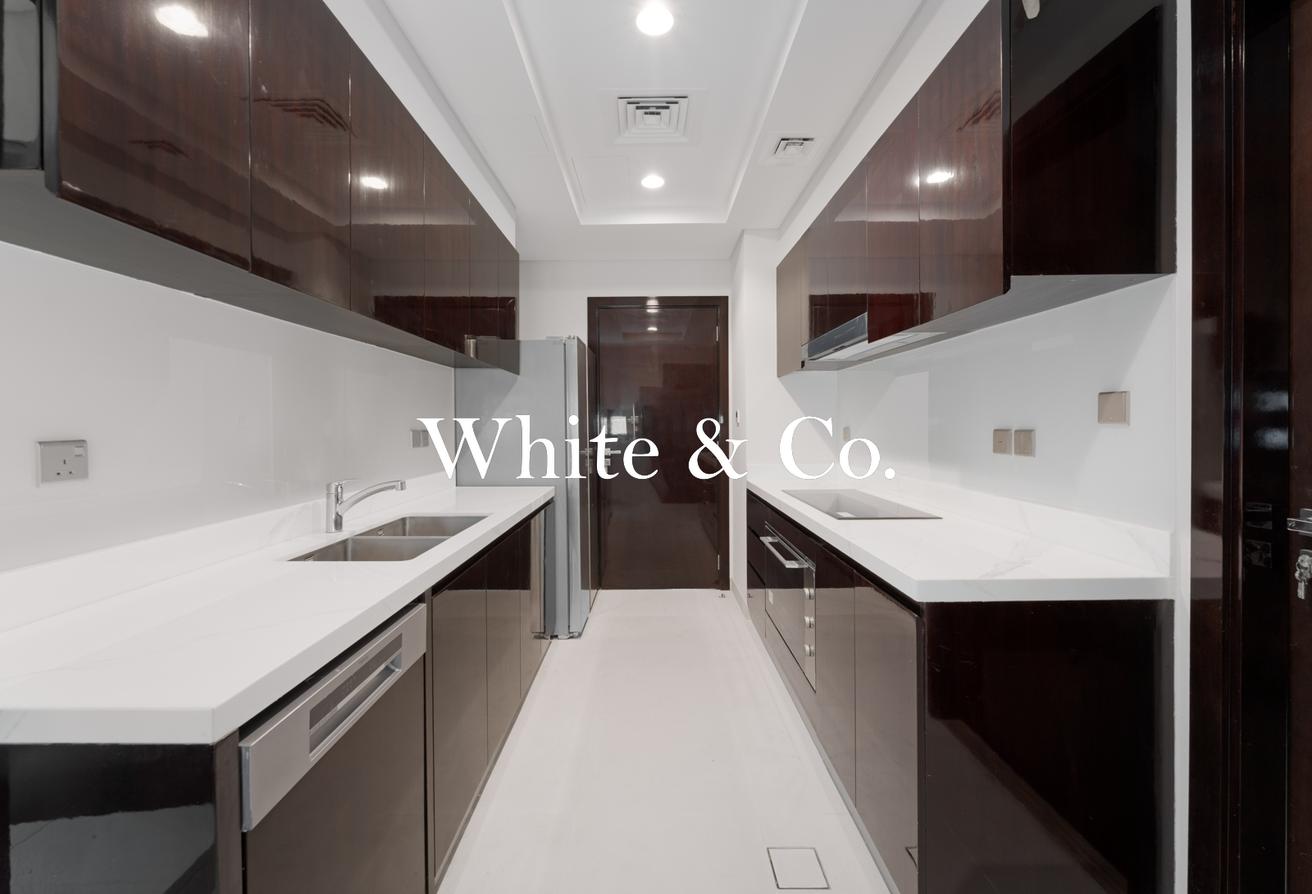 Brand New | Upgraded | Private Pool/BBQ photo 9