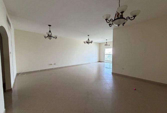 68270189 - Property Image 3