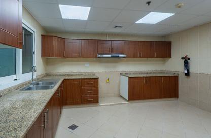 Apartment - 3 Bedrooms - 4 Bathrooms for rent in Al Waleed Tower - Al Qasba - Sharjah Apartment - 3 Bedrooms - 4 Bathrooms for rent in Al Waleed Tower - Al Qasba - Sharjah