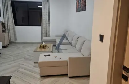 Apartment - 1 Bedroom - 2 Bathrooms for rent in Empire Residence - District 17 - Jumeirah Village Circle - Dubai