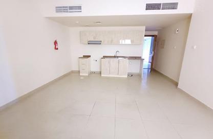 Apartment - Studio - 1 Bathroom for rent in Street 20 - Al Nahda - Sharjah Apartment - Studio - 1 Bathroom for rent in Street 20 - Al Nahda - Sharjah