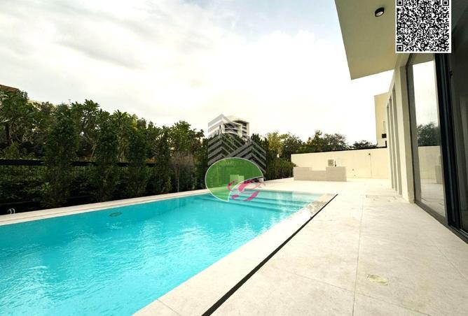 75410304 - Property Image 2