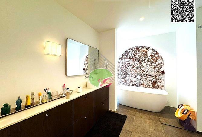 75410304 - Property Image 3