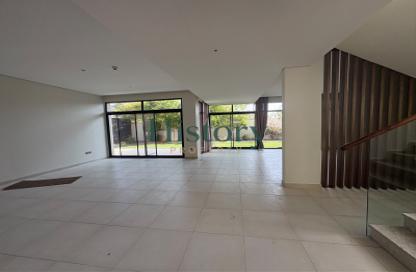 Villa - 4 - 6 for rent in West Yas - Yas Island - Abu Dhabi Villa - 4 - 6 for rent in West Yas - Yas Island - Abu Dhabi