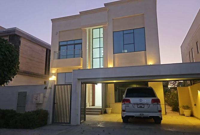124729700 - Property Main Image