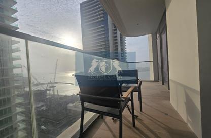 شقة - غرفة نوم - 1 حمام للبيع في برج Marina Vista 1 - مارينا فيستا - إعمار بيتشفرونت - دبي هاربور - دبي