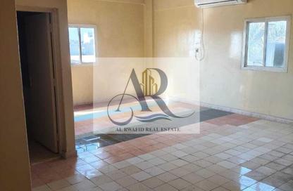 سكن عمال - استوديو - 8 حمامات للايجار في الجرف الصناعية 2 - الجرف الصناعية - عجمان