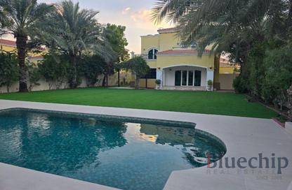 Villa - 4 Bedrooms - 4 Bathrooms for sale in Jumeirah Park - Dubai